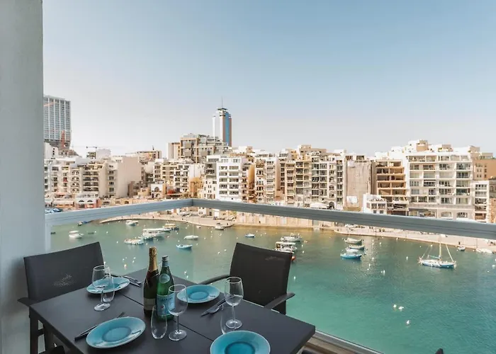 Superior Designer In Prime Location