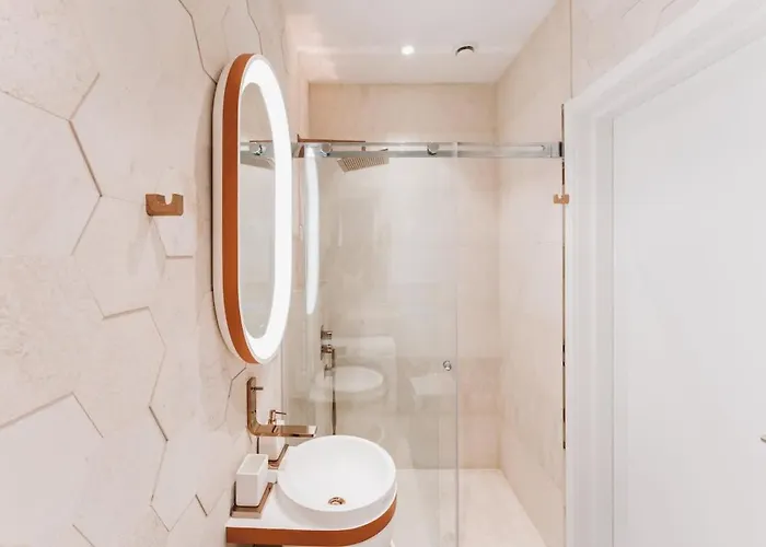 Superior Designer In Prime Location 公寓