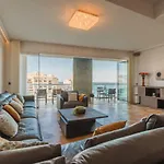 Superior Designer In Prime Location Apartment Saint Julian's